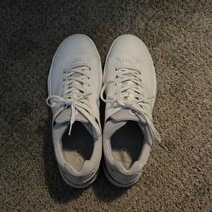 ON CLOUD ROGERS WORN ONCE